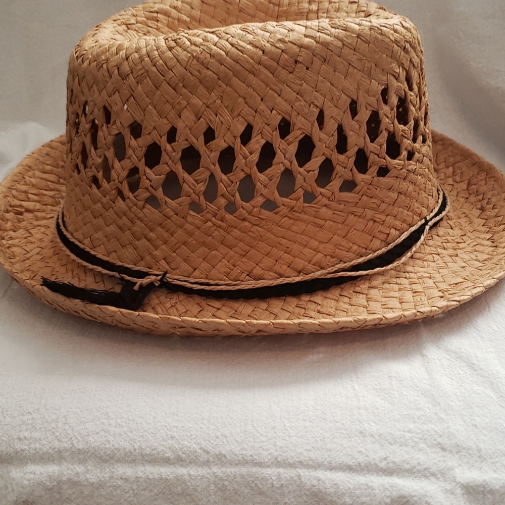 IQ Accessories Fedora Style Hat with black rope
